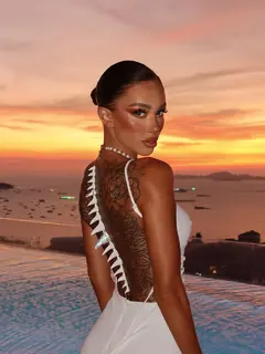 Амина эскорт в городе Питер