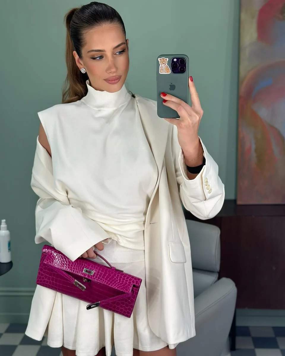 Аниса эскорт в городе Питер