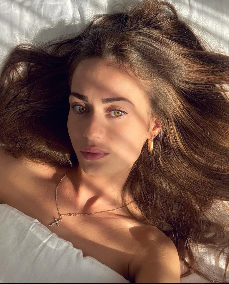 Бритни эскорт в городе Питер