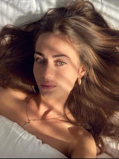 Бритни эскорт в городе Питер