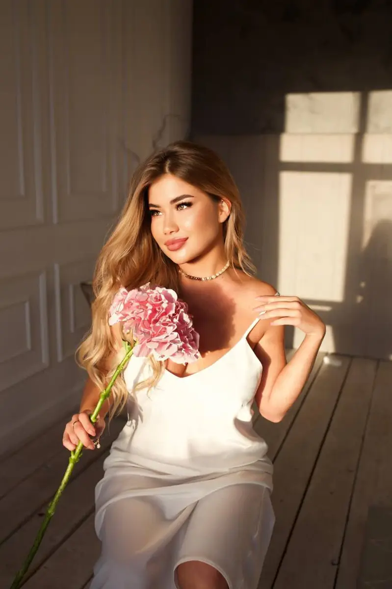 Демида эскорт в городе Питер