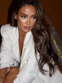 Лора эскорт в городе Питер