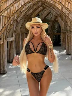 Любомила эскорт в городе Питер