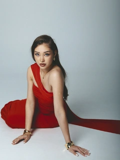 Минами эскорт в городе Питер