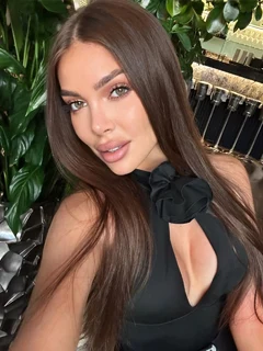 Роза эскорт в городе Питер